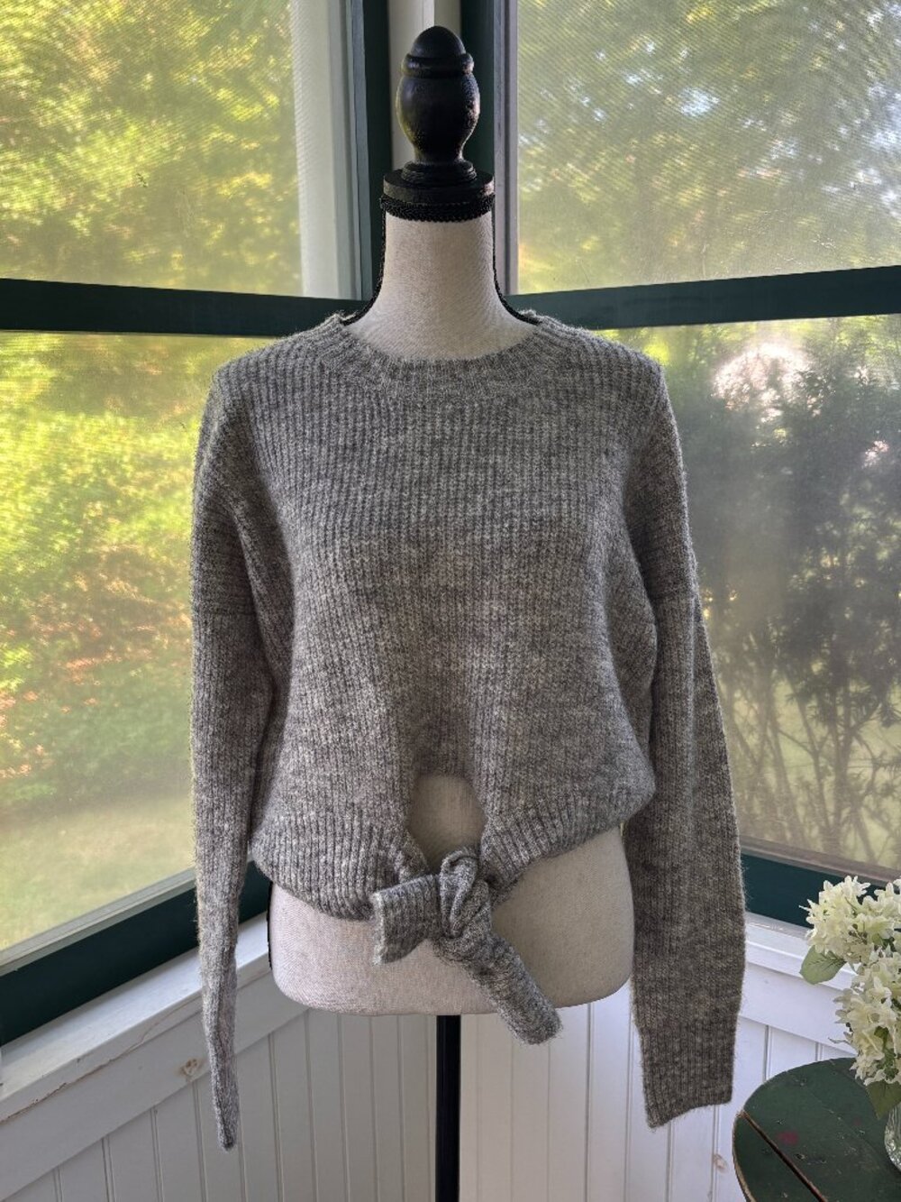 Petal + Pup Captivate Knit Tie-Hem Sweater Grey M/L NWT